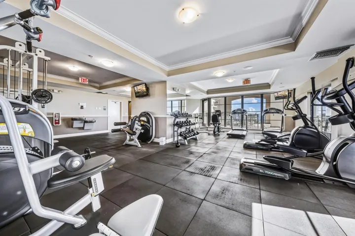 2401 N Ocean Blvd Apt 500 Fort-large-029