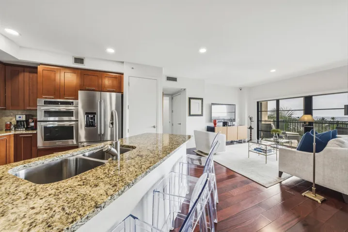 2509 N Ocean Blvd Apt 676 Fort-print-032
