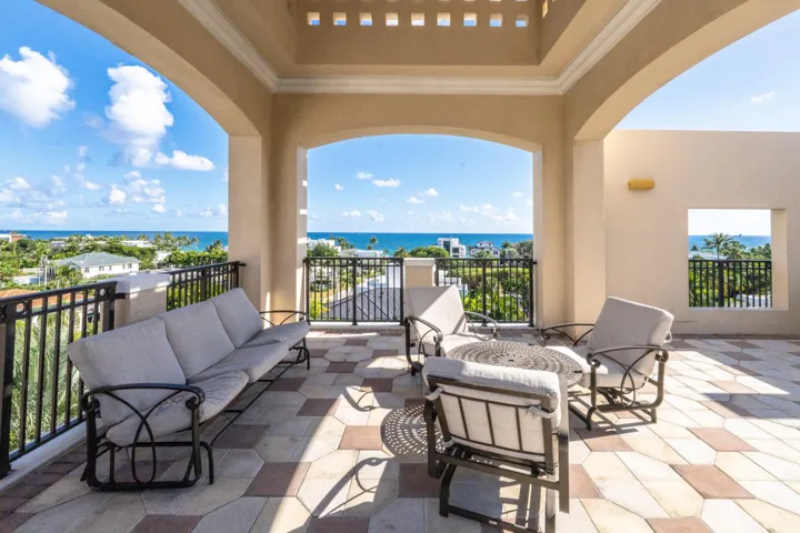 2509 N Ocean Blvd Apt 676 Fort-print-038