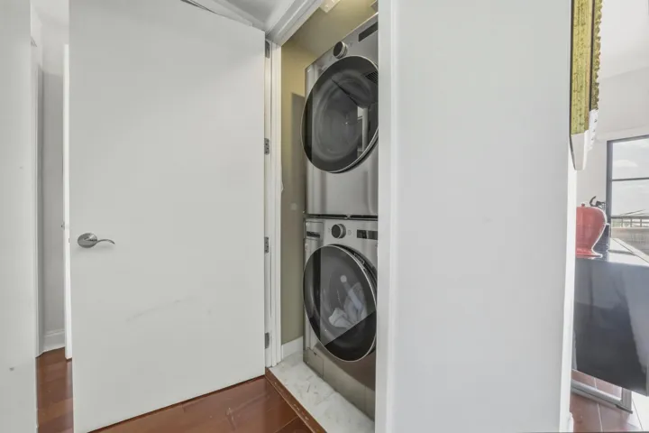2509 N Ocean Blvd Apt 676 Fort-print-020