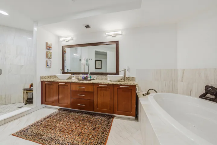 2509 N Ocean Blvd Apt 676 Fort-print-008