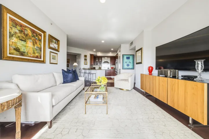 2509 N Ocean Blvd Apt 676 Fort-print-026