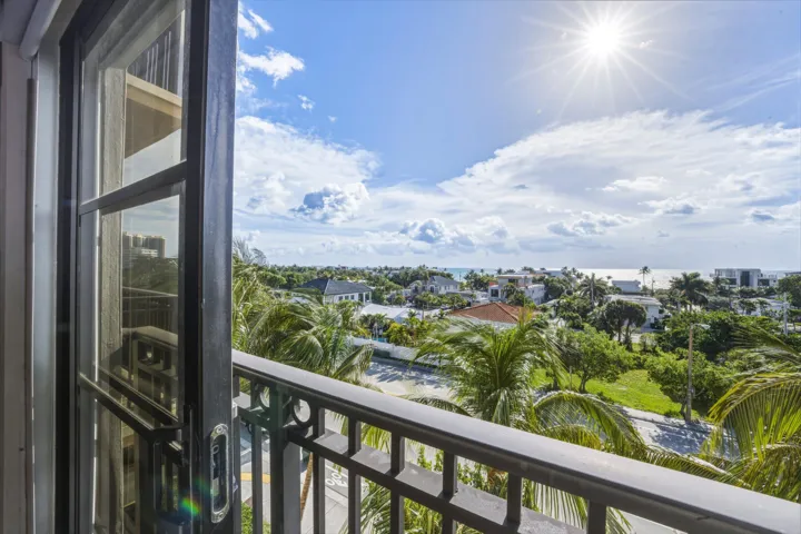 2509 N Ocean Blvd Apt 676 Fort-print-002