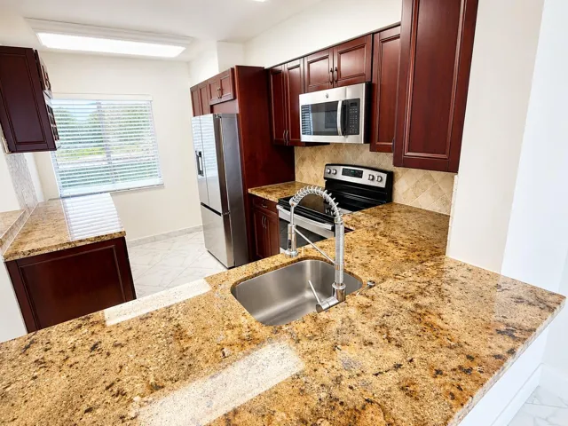kitchen 2 (1)