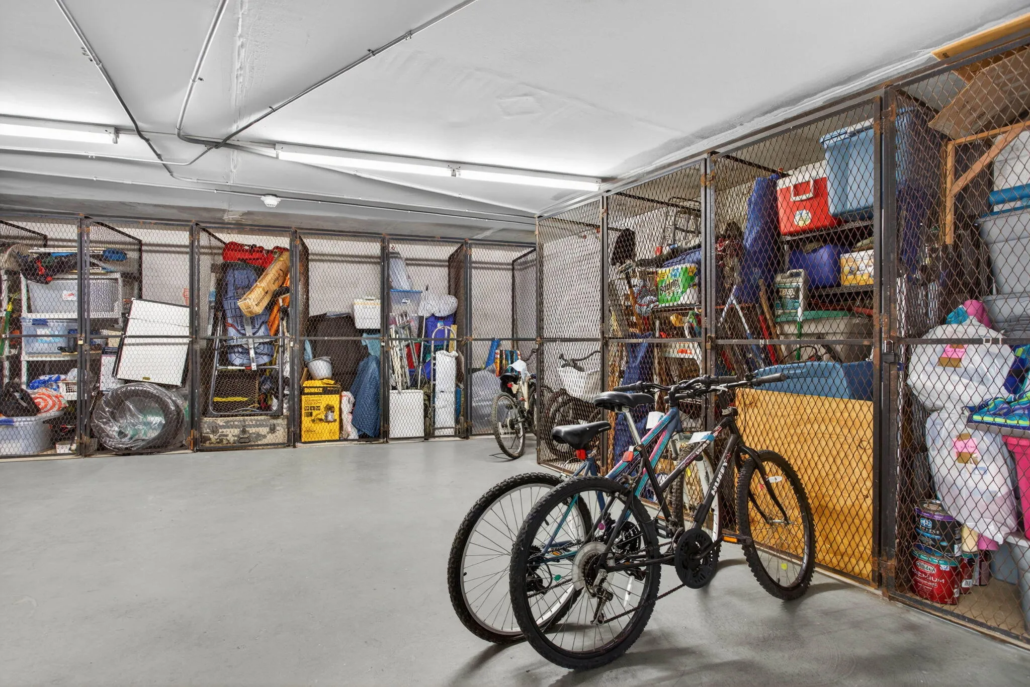 STORAGE ROOM