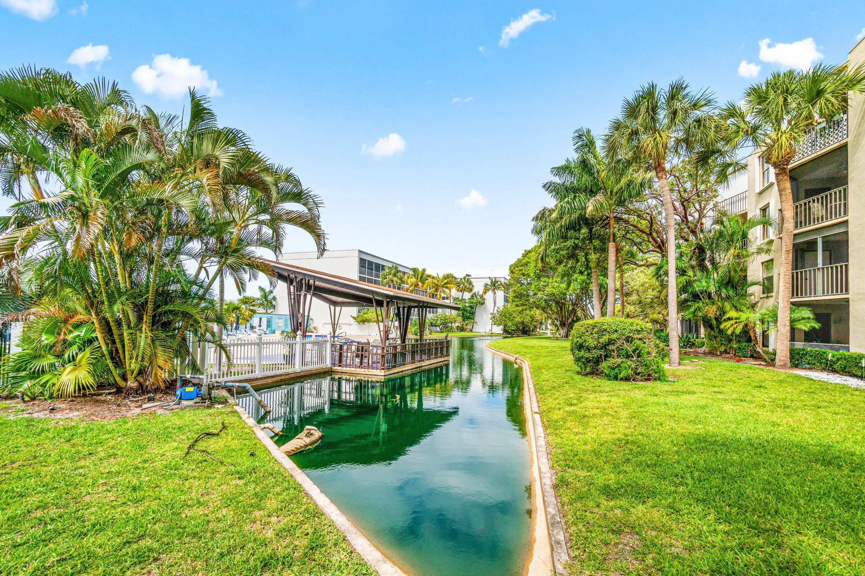 032-890NorthFederalHighway-311-LakeWorth