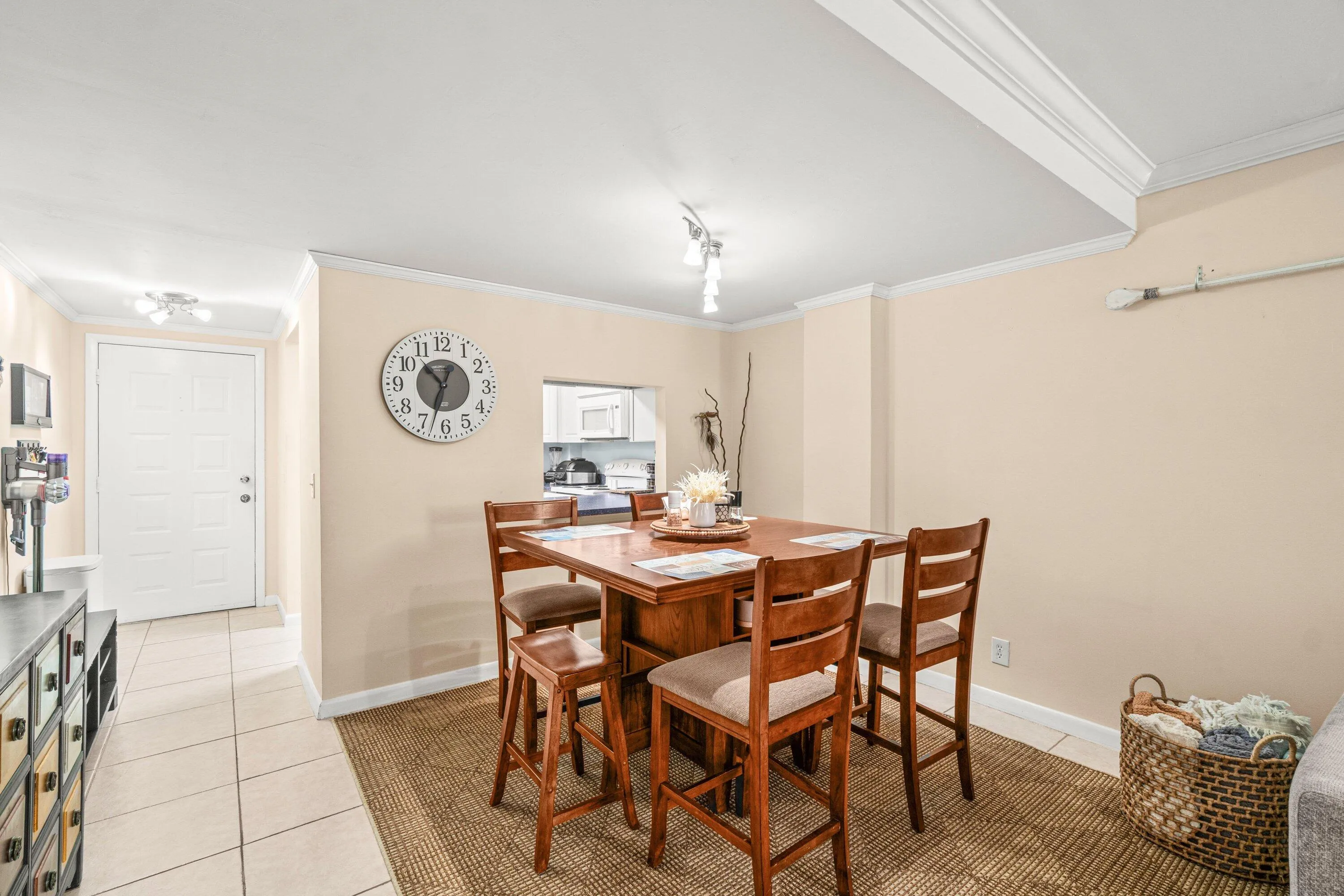 004-890NorthFederalHighway-311-LakeWorth
