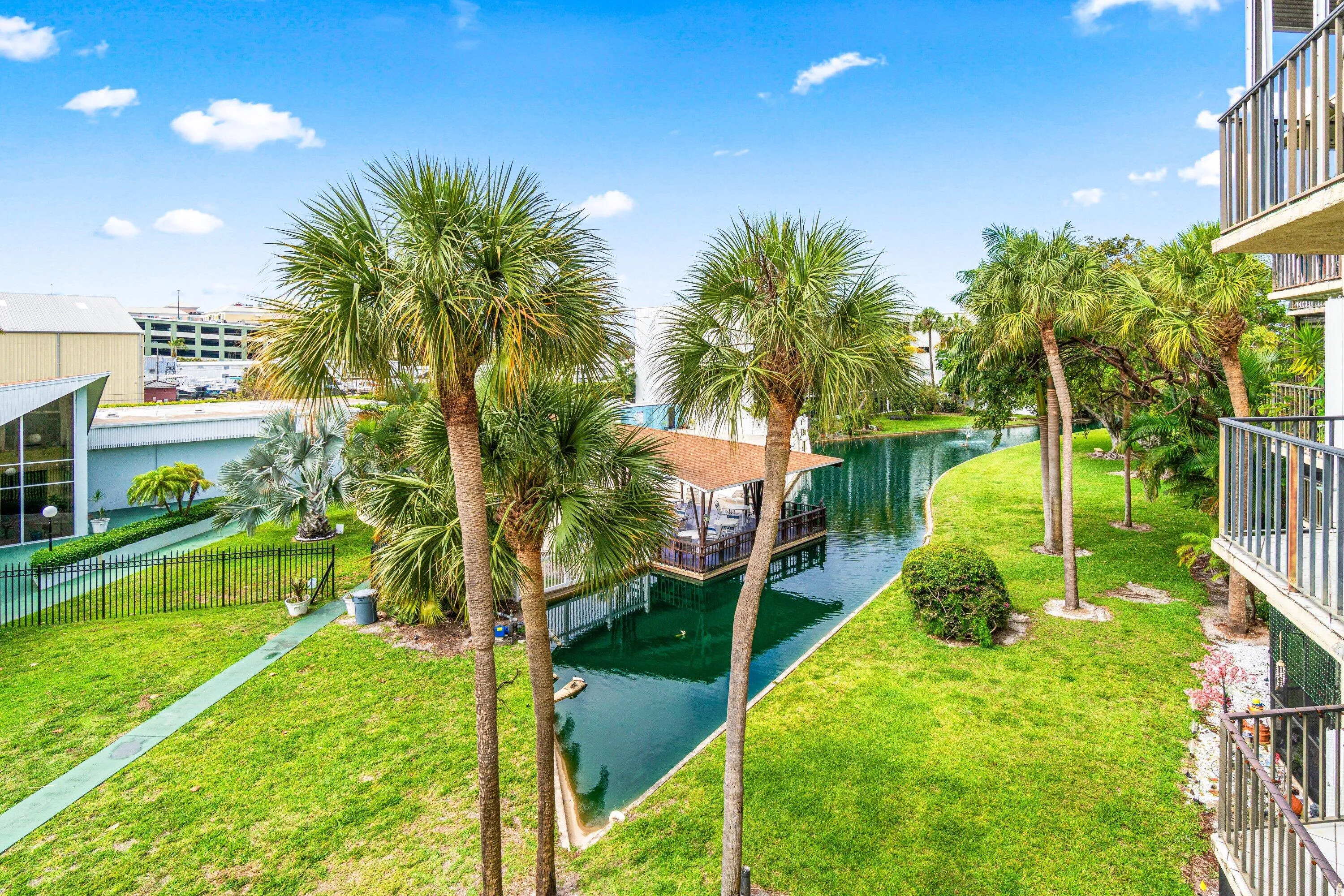 030-890NorthFederalHighway-311-LakeWorth