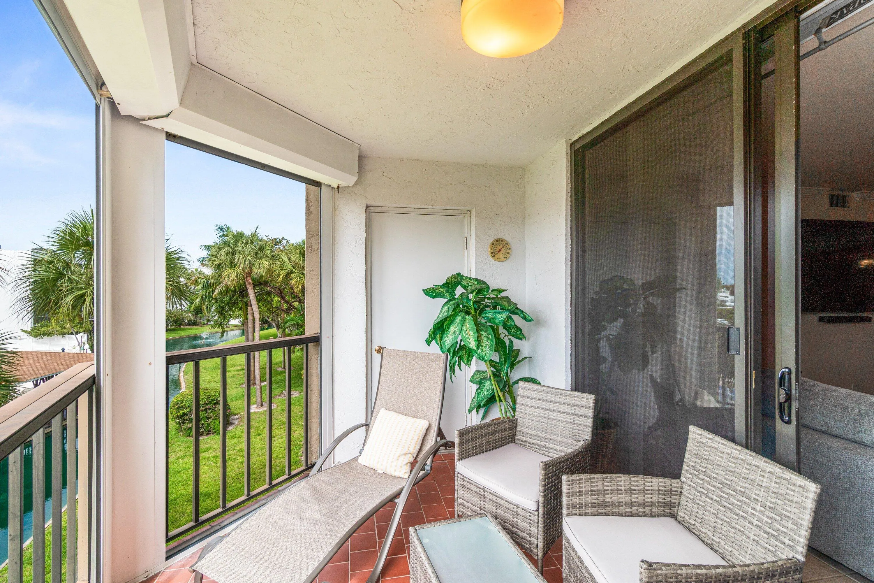 027-890NorthFederalHighway-311-LakeWorth