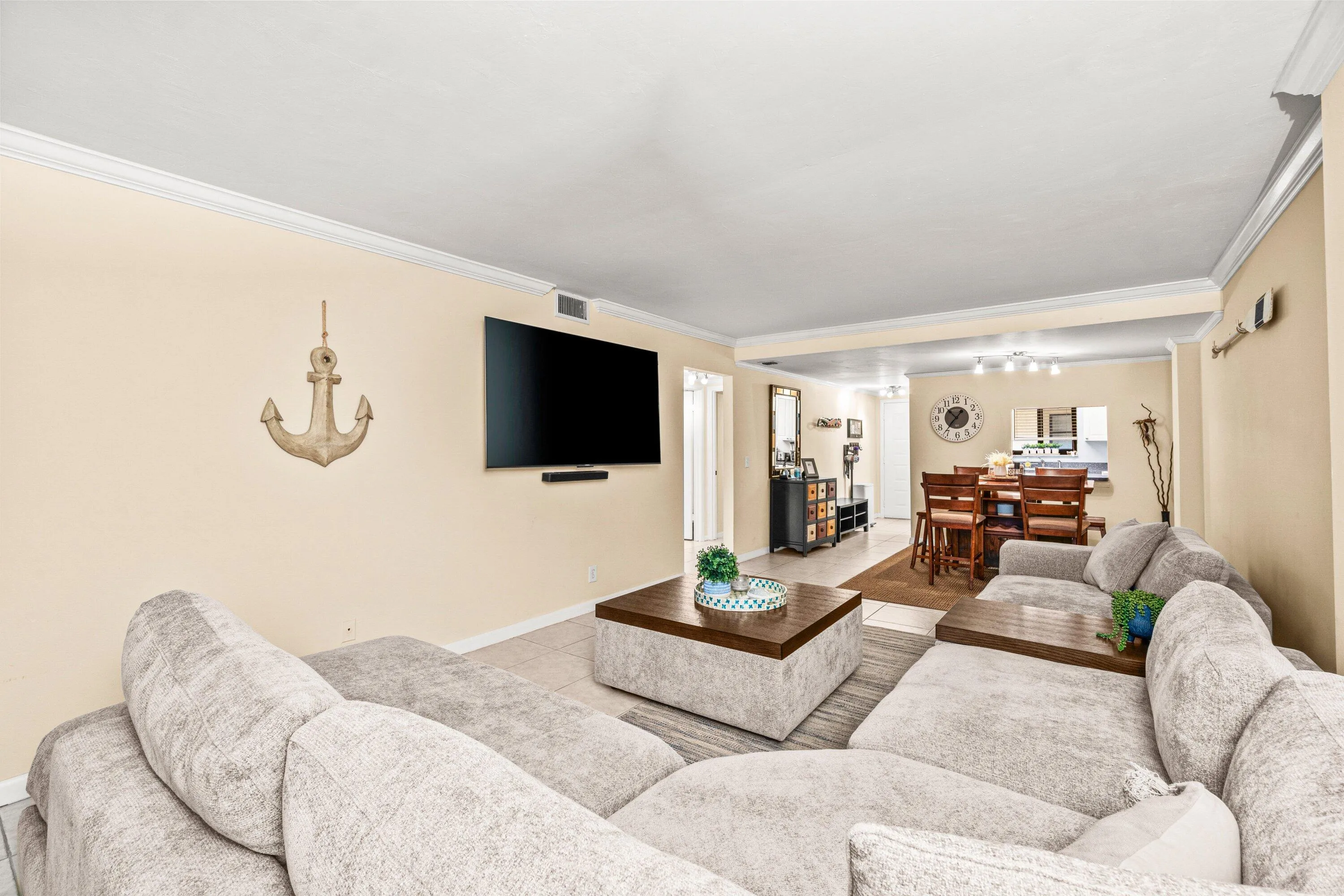 007-890NorthFederalHighway-311-LakeWorth