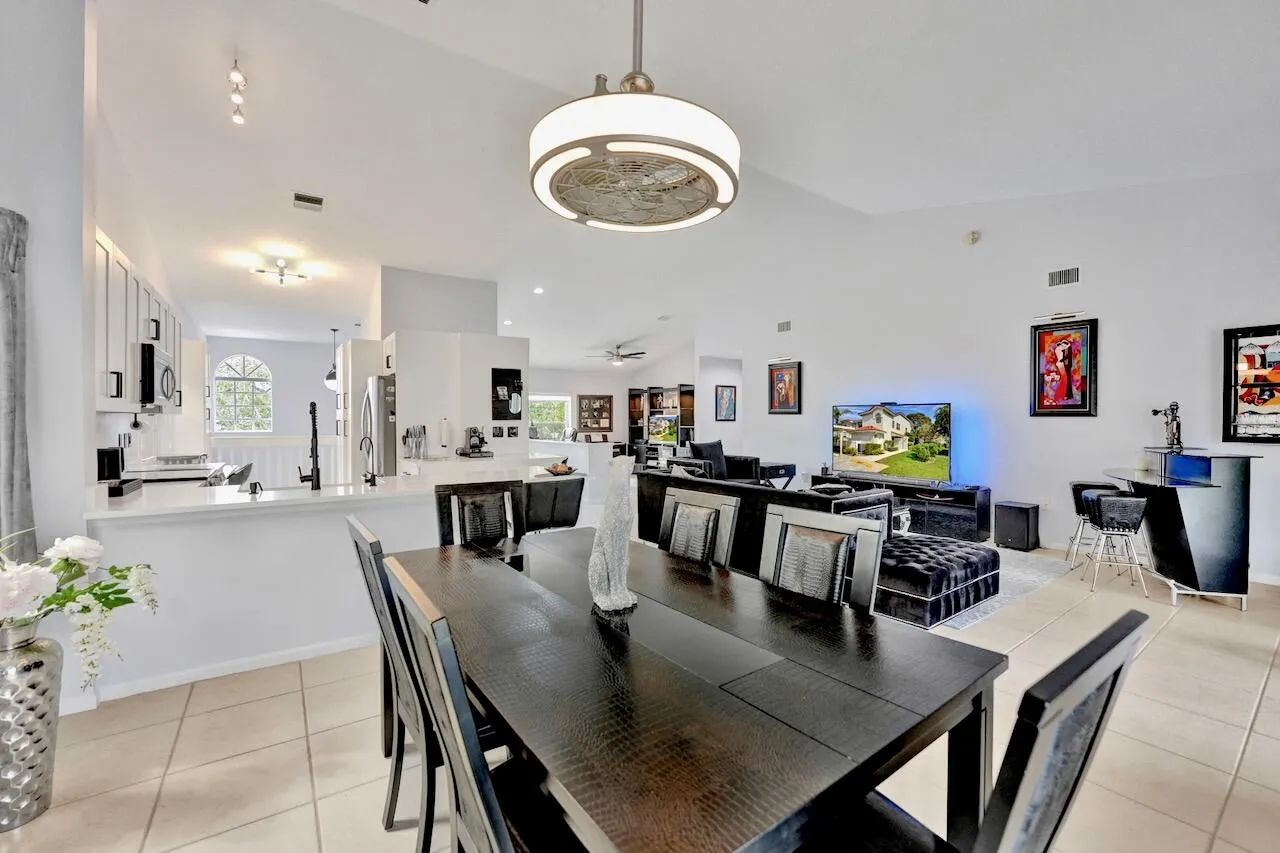 7669 Springwater - 22