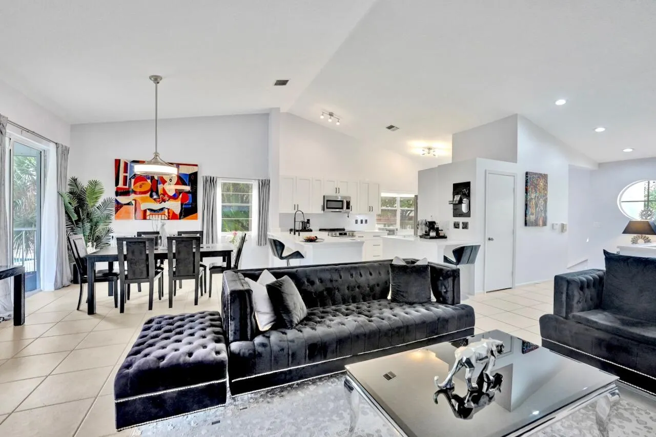 7669 Springwater - 29