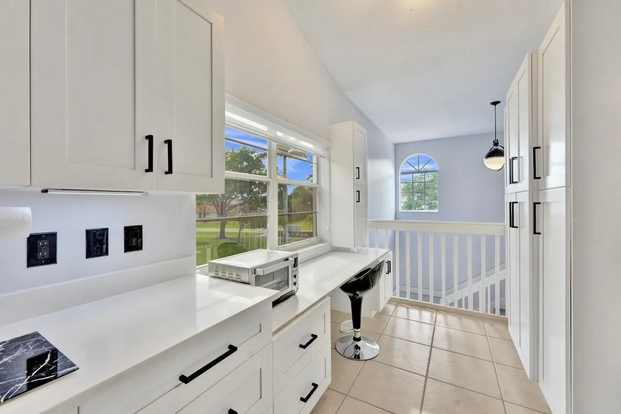 7669 Springwater - 34