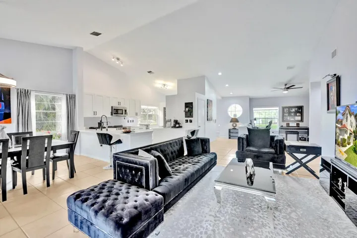 7669 Springwater - 55