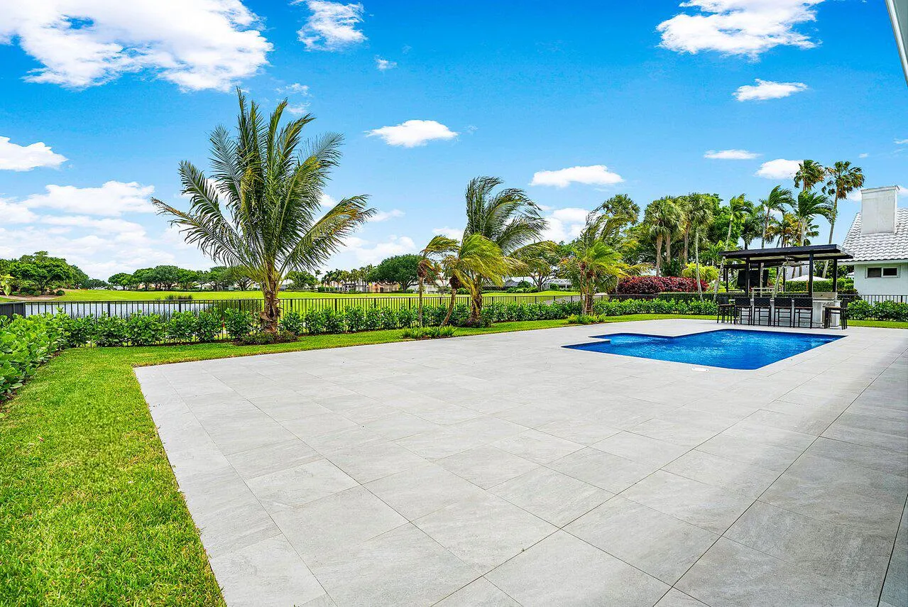 047-4887BocaireBoulevard