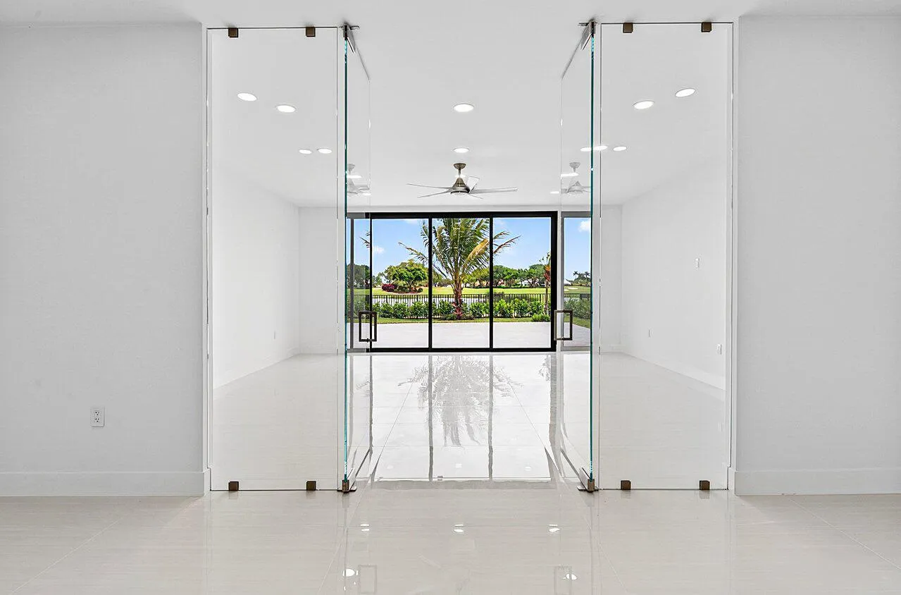 039-4887BocaireBoulevard