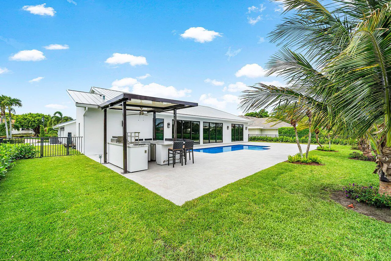 052-4887BocaireBoulevard