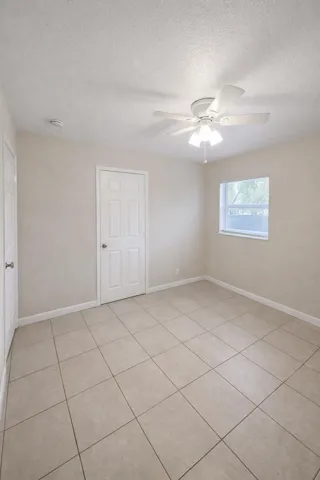 f5895056-f561-4dab-9a3e-99a355ddb2d3