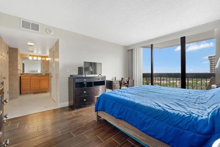 Master Bed 2