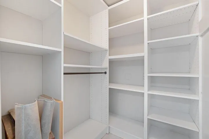 Master Closet 1