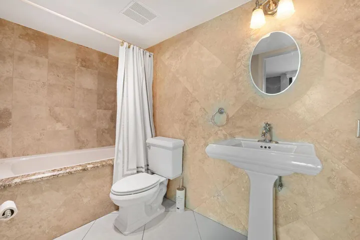 Master Bath 3