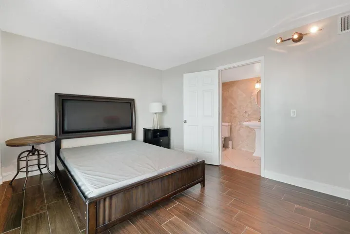 2 Bed 1
