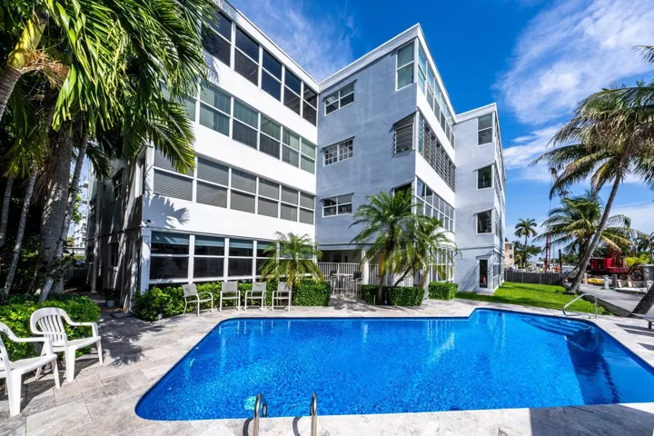 40 Isle of Venice Dr Fort-large-015-016-