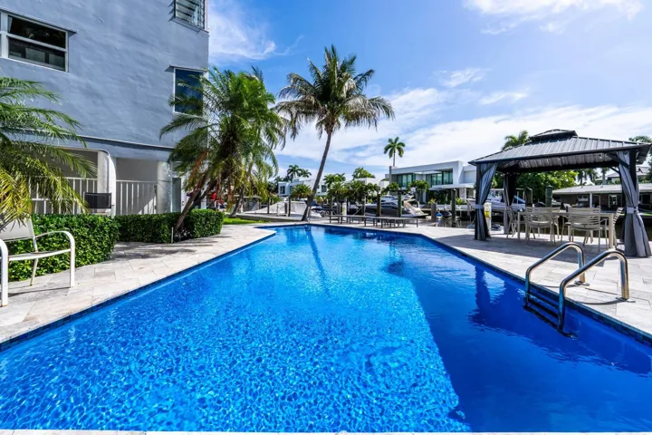 40 Isle of Venice Dr Fort-large-014-017-