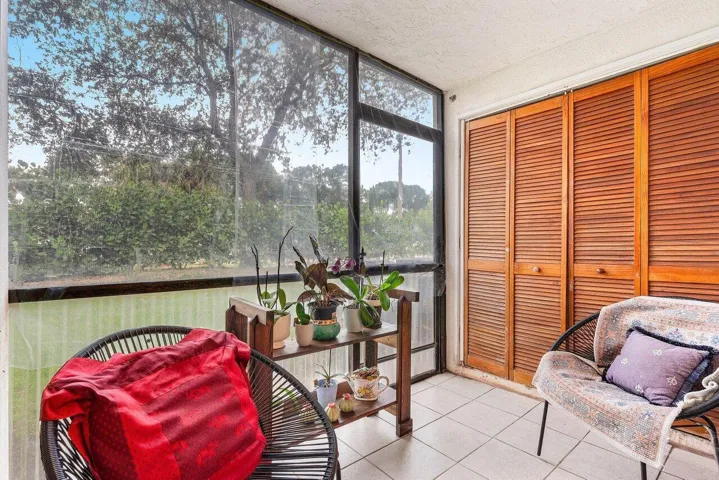 018-5200EastClubCircle-106-BocaRaton-FL-