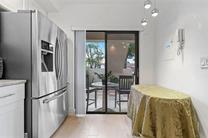 011-5200EastClubCircle-106-BocaRaton-FL-