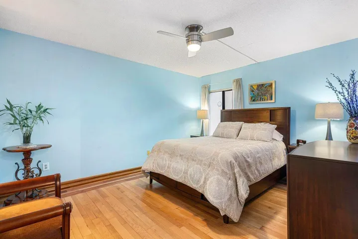 022-5200EastClubCircle-106-BocaRaton-FL-