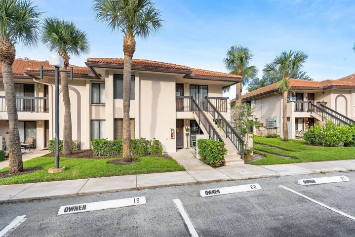 003-5200EastClubCircle-106-BocaRaton-FL-