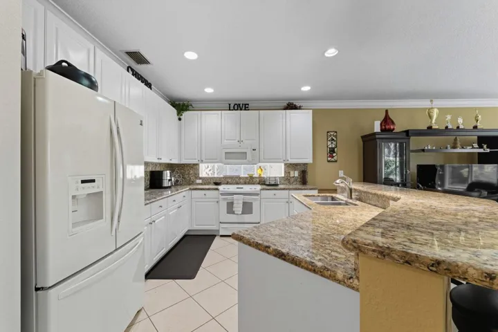 Open Kitchen