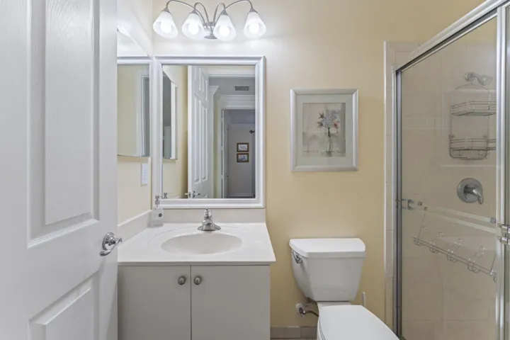 Downstairs full bathroom