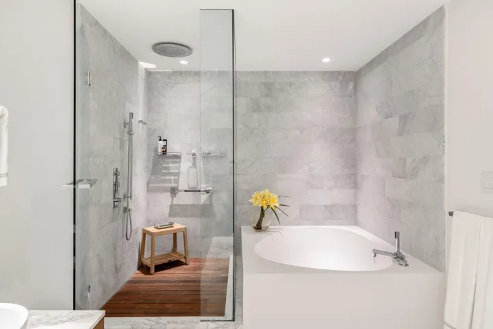 20_10201 Collins Ave_1oakstudio_25