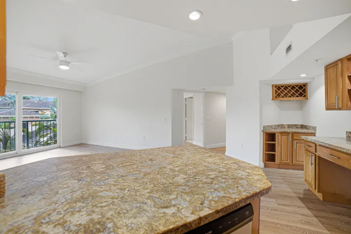 Kitchen-Livingroom