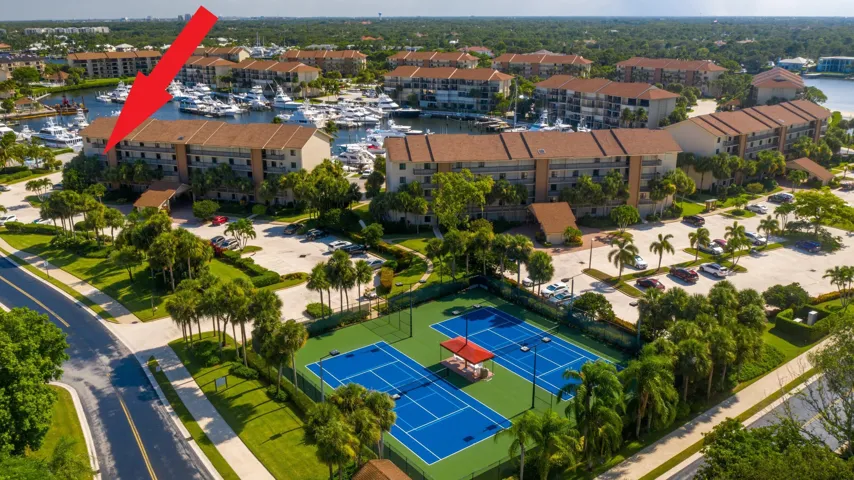 Close to Tennis