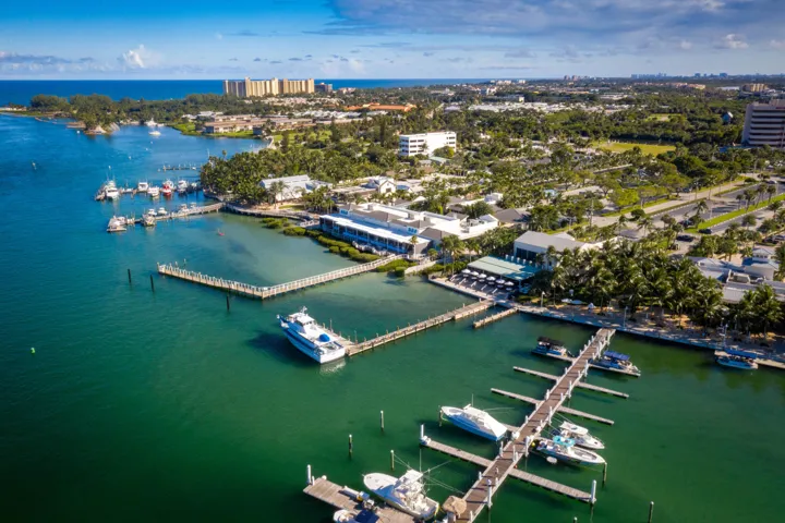 Many Waterfront Restaurants