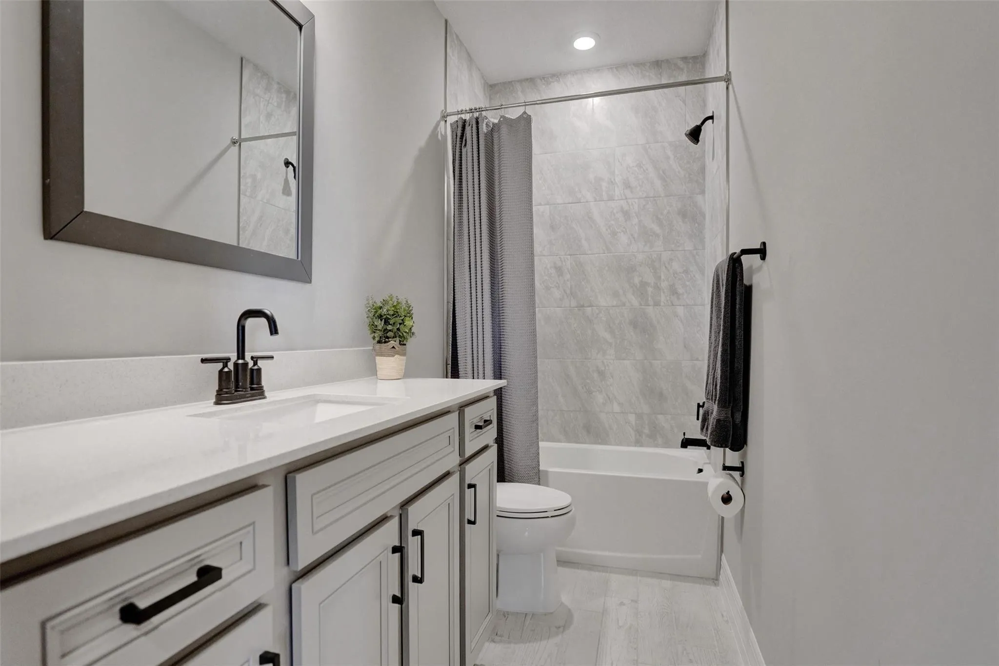Property photo 64