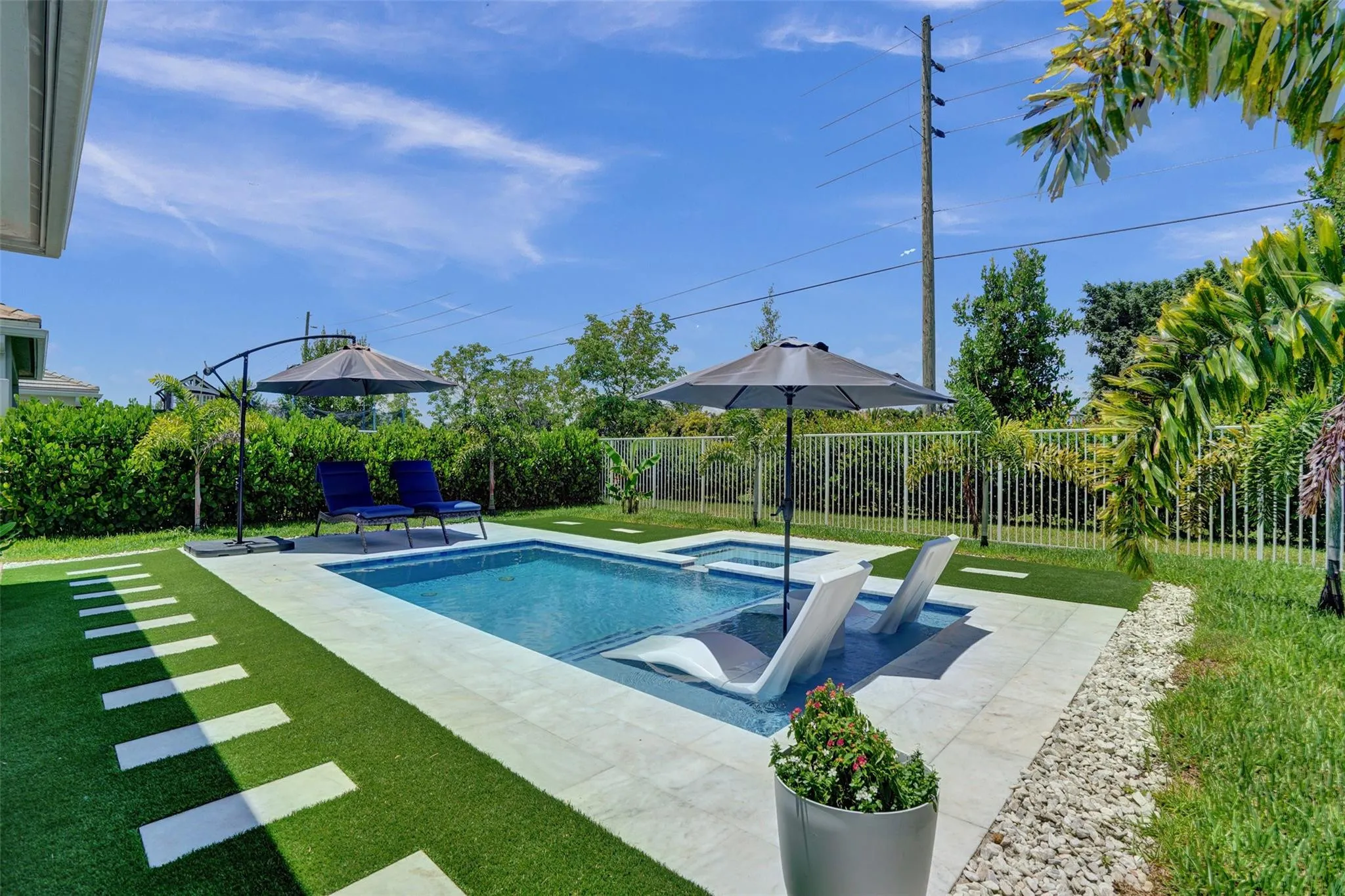 Property photo 90