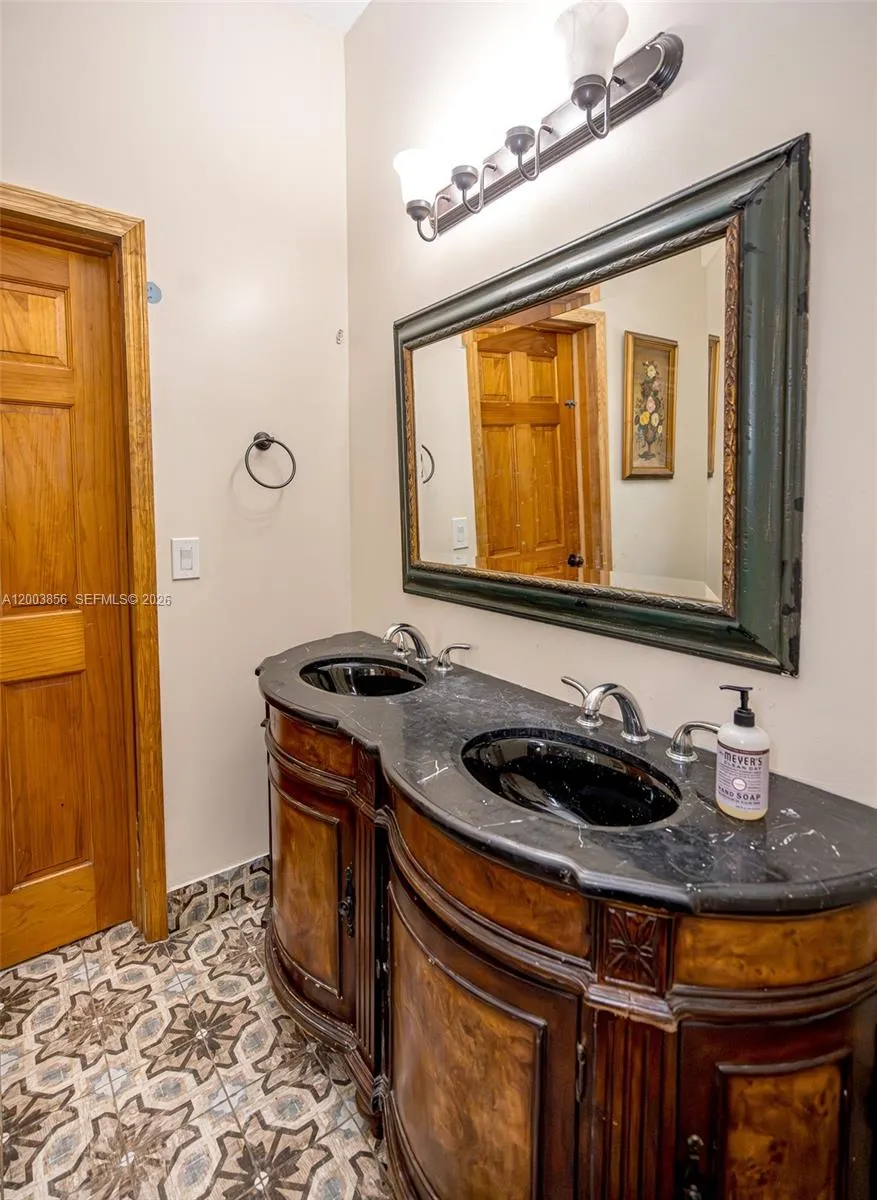 Property photo 56