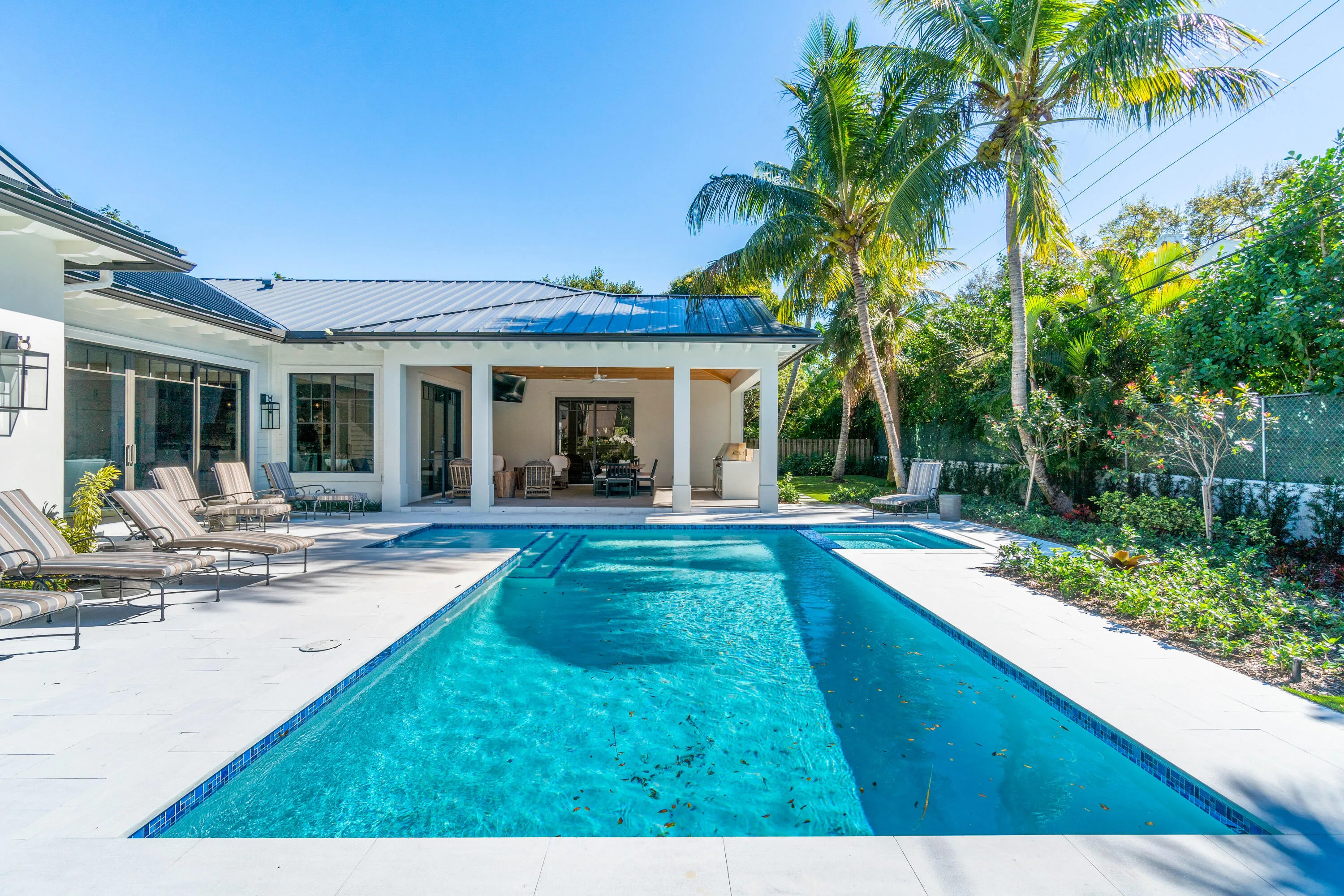 HEATED POOL