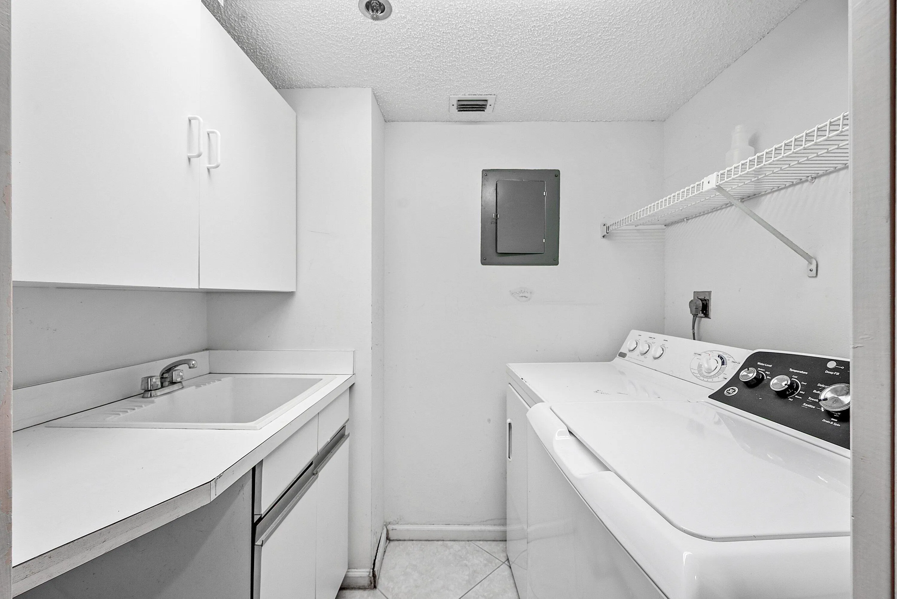 022-1401SouthOceanBoulevard-105-BocaRato