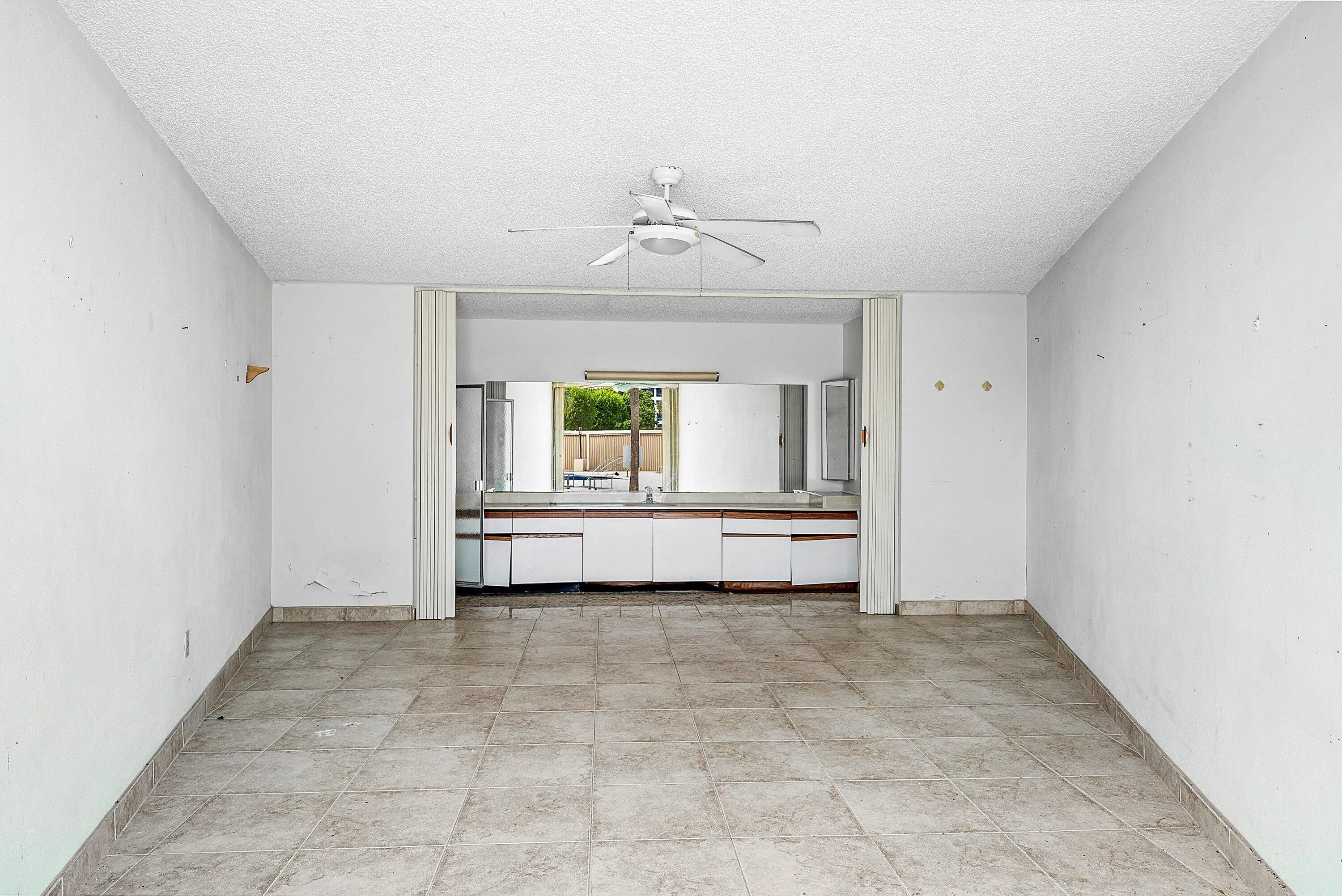 030-1401SouthOceanBoulevard-105-BocaRato