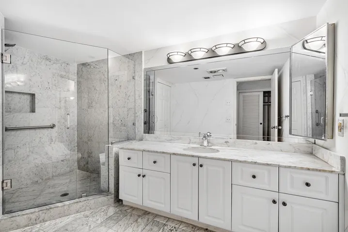 029-1401SouthOceanBoulevard-105-BocaRato
