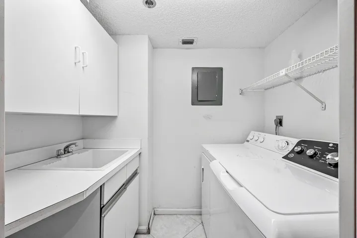022-1401SouthOceanBoulevard-105-BocaRato