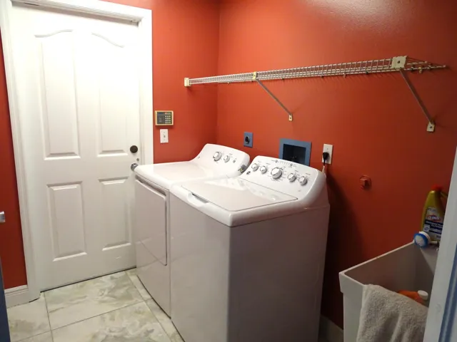 JUP LAUNDRY
