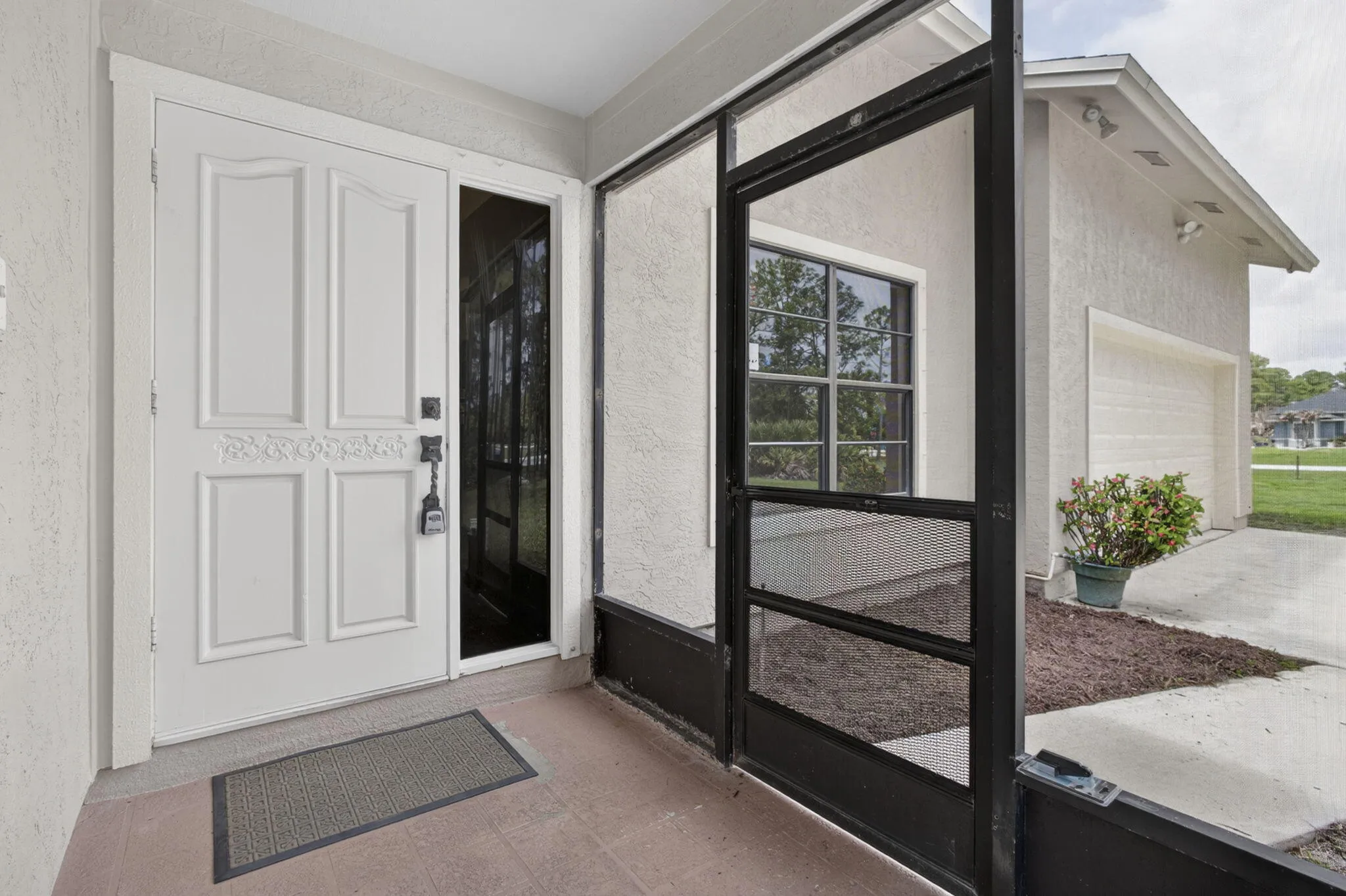 6045 Hall Blvd (10)