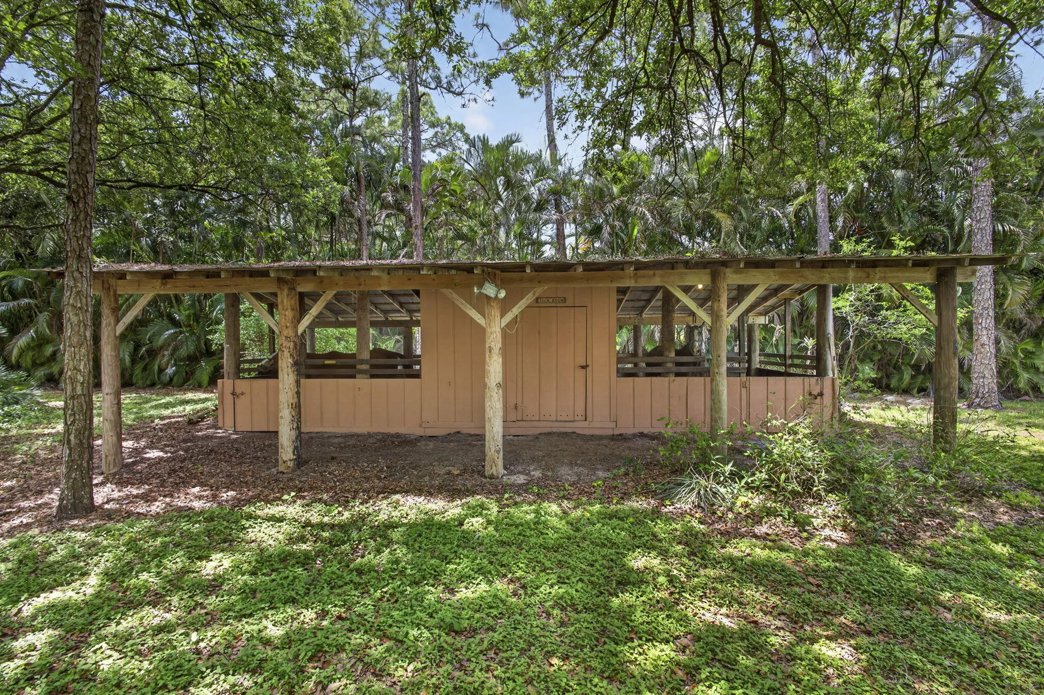 6045 Hall Blvd (55)