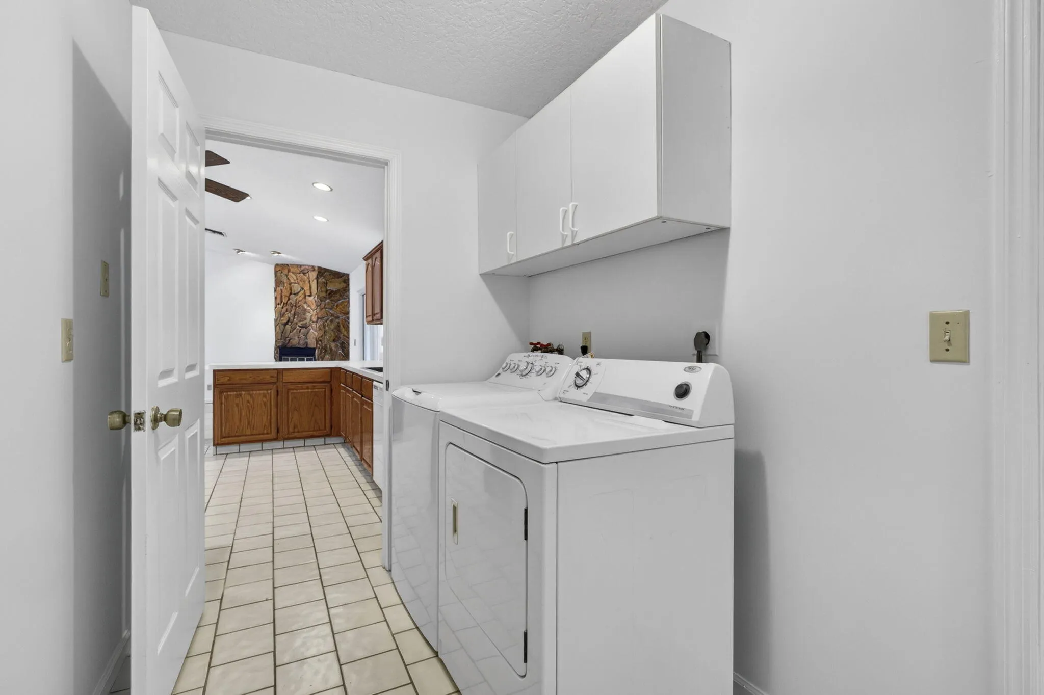 6045 Hall Blvd (31)